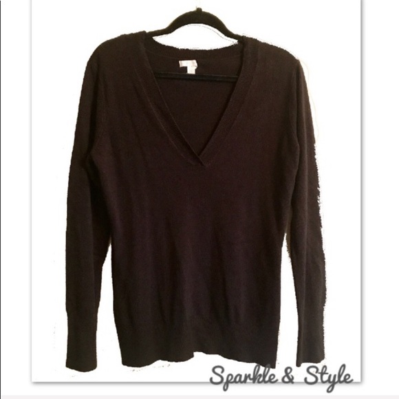 New York & Comany  ✨V-neck sweater - Picture 2 of 3